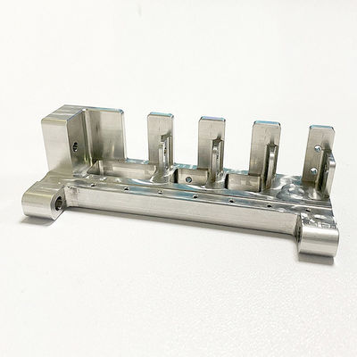 新エネルギーステンレス鋼CNC 4軸CNC加工CNC旋盤自動車部品