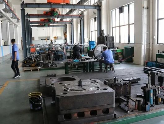 アルミニウム 鋳造 投射 模具 プラチング テクノロジーの空白 模具